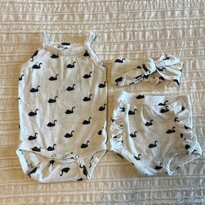 Kate Quinn 3-6 month set